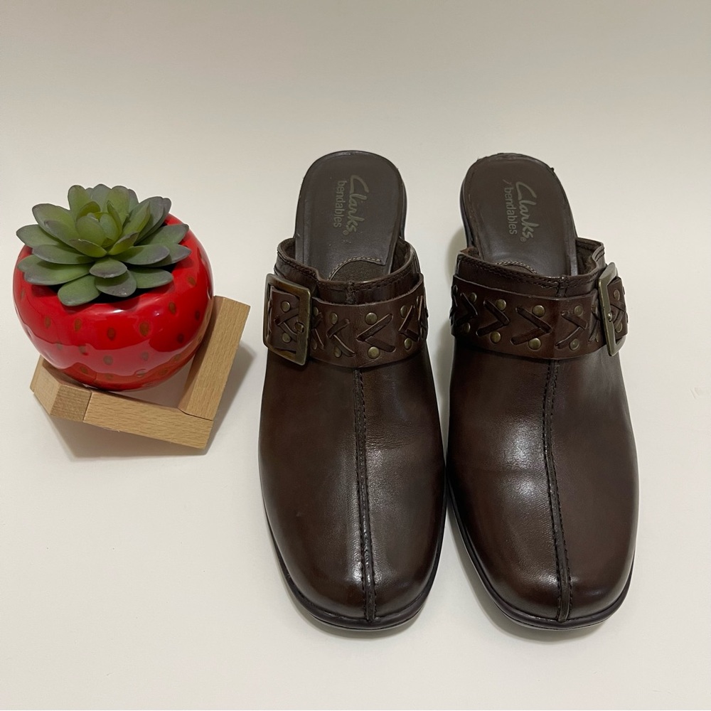 Clarks Women’s Bendables Brown Leather Slip On Comfort Mules  Size 8.5 US